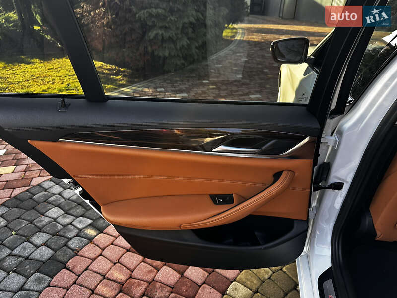 Універсал BMW 5 Series 2017 в Хусті