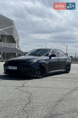 Седан BMW 5 Series 2007 в Львове