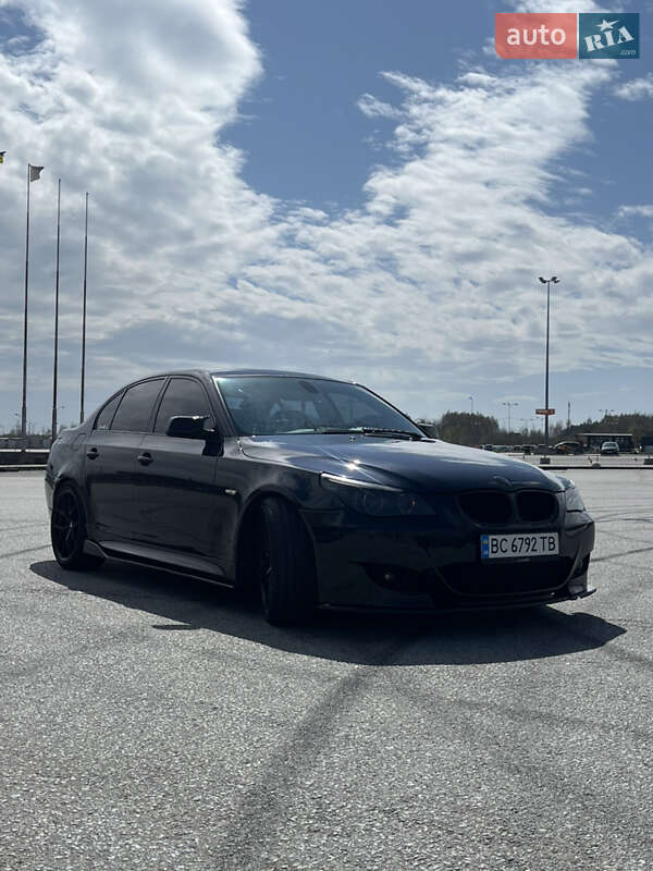 Седан BMW 5 Series 2007 в Львове