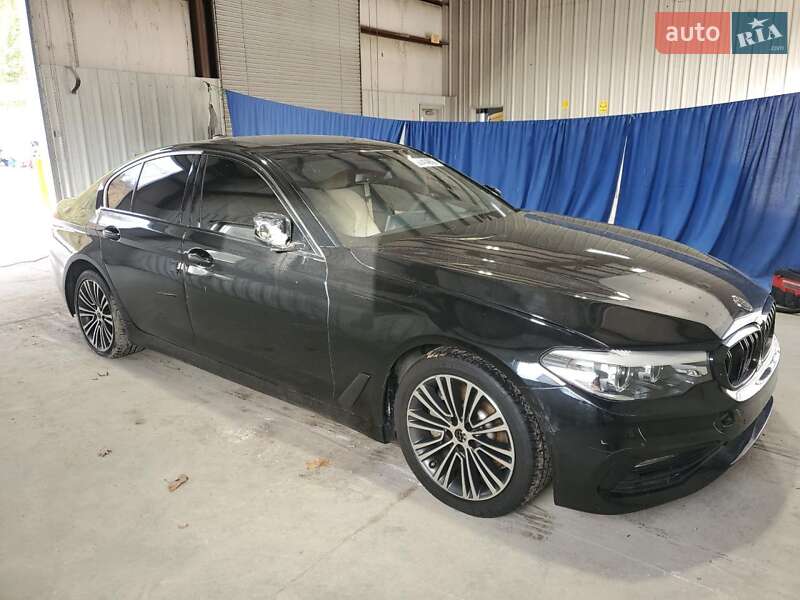 Седан BMW 5 Series 2017 в Ровно