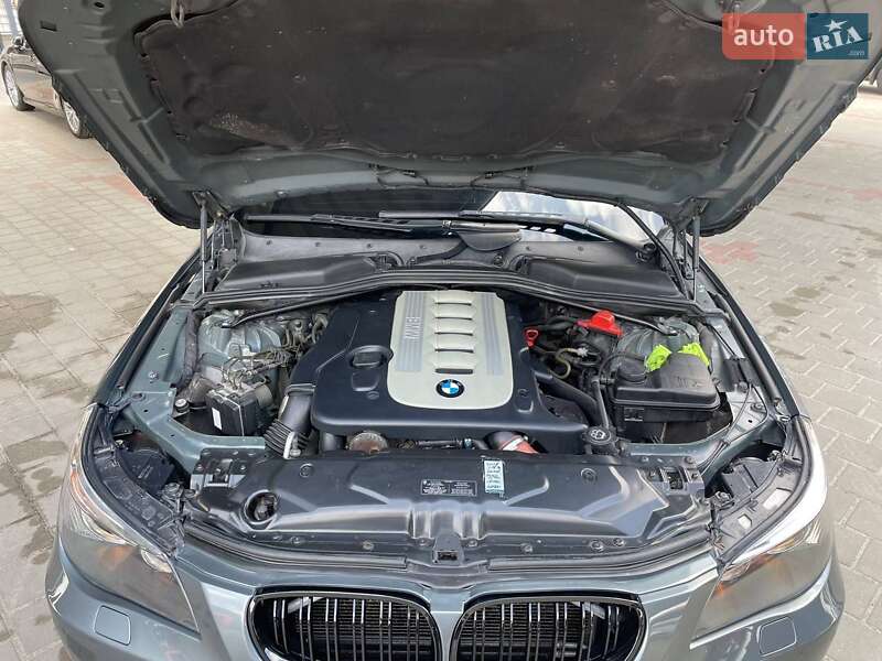 Седан BMW 5 Series 2005 в Житомире