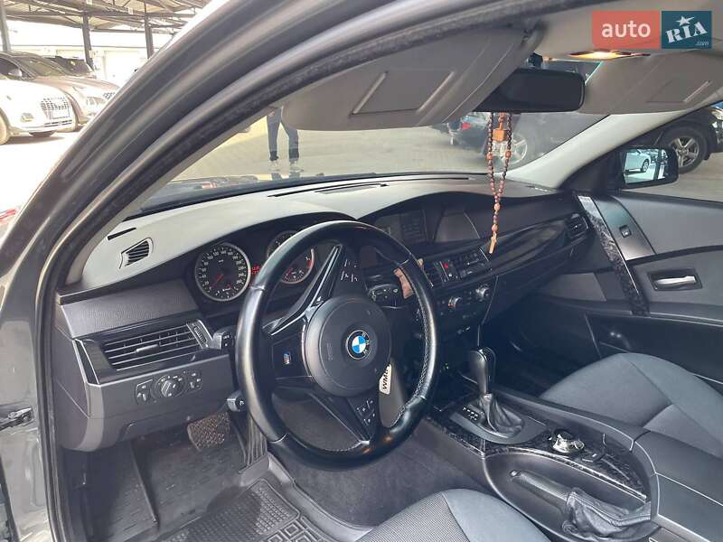 Седан BMW 5 Series 2005 в Житомире