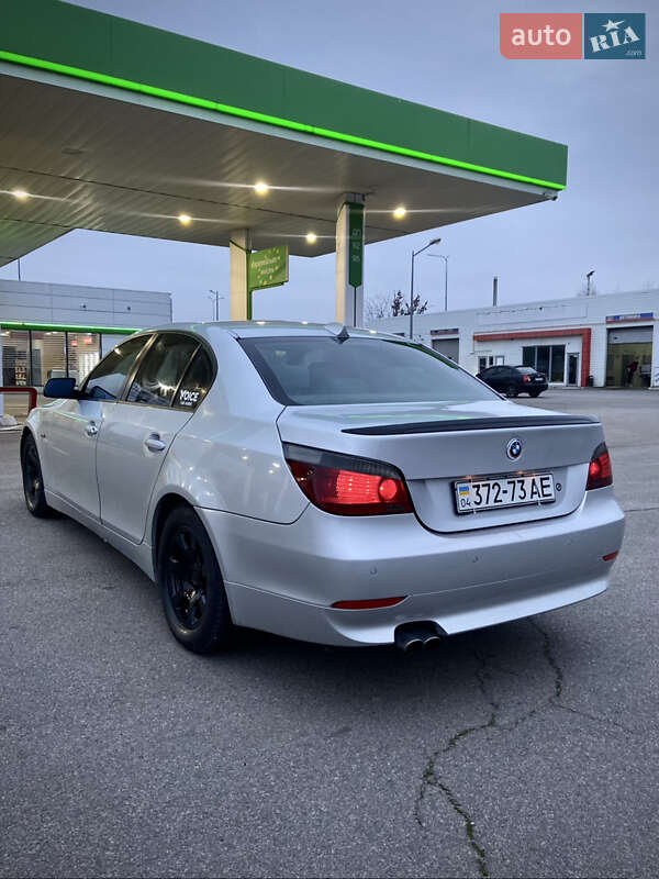 Седан BMW 5 Series 2003 в Запорожье