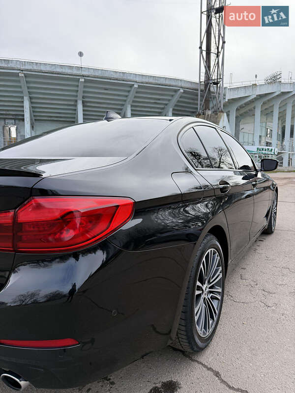 Седан BMW 5 Series 2017 в Полтаве