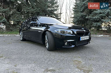 Седан BMW 5 Series 2016 в Львові