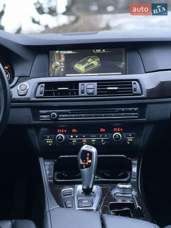 Седан BMW 5 Series 2013 в Луцьку