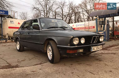 Седан BMW 5 Series 1986 в Луцьку