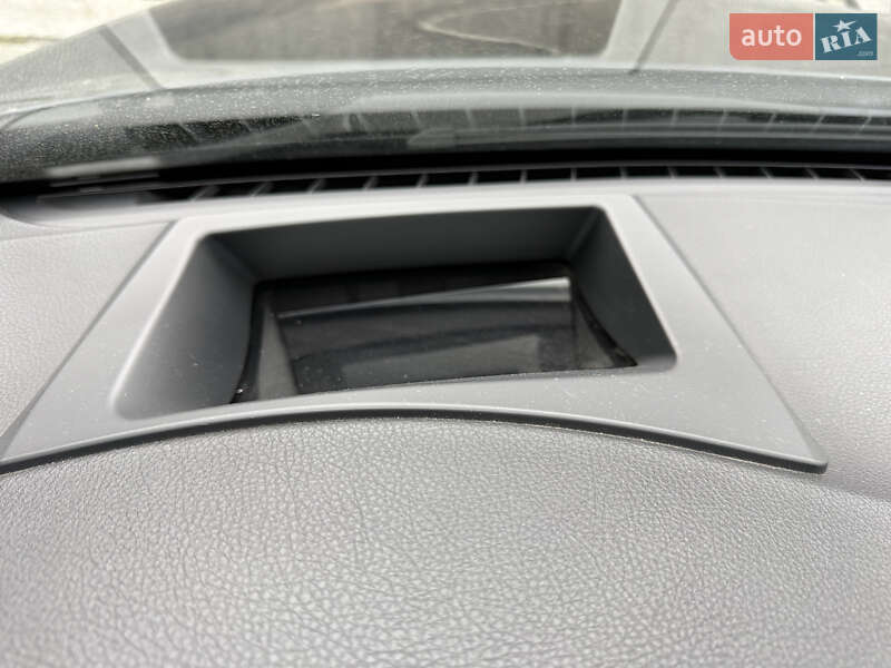 Ліфтбек BMW 5 Series 2011 в Ковелі