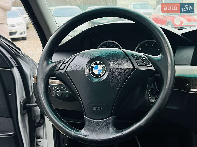 Седан BMW 5 Series 2004 в Харкові