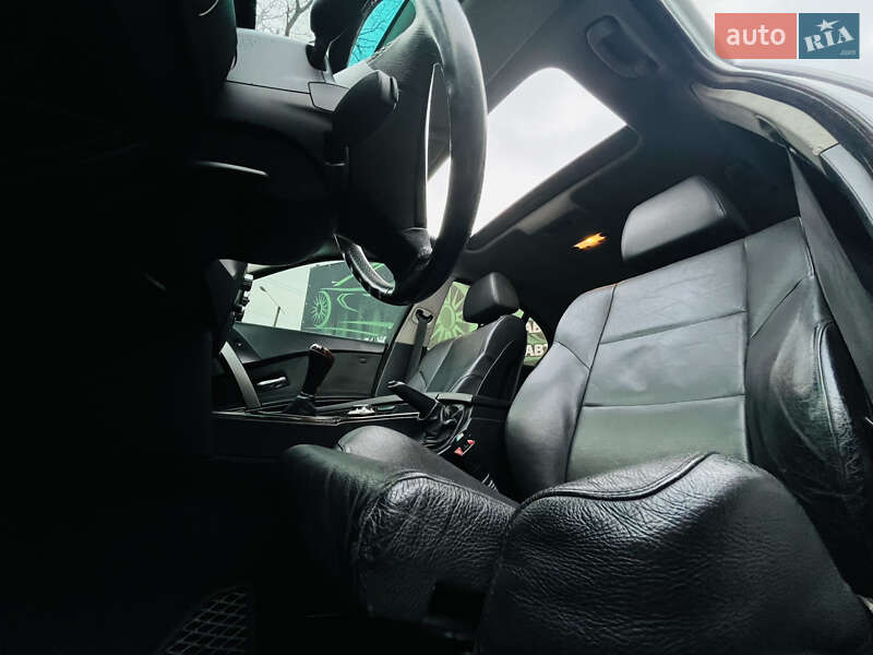 Седан BMW 5 Series 2004 в Харкові