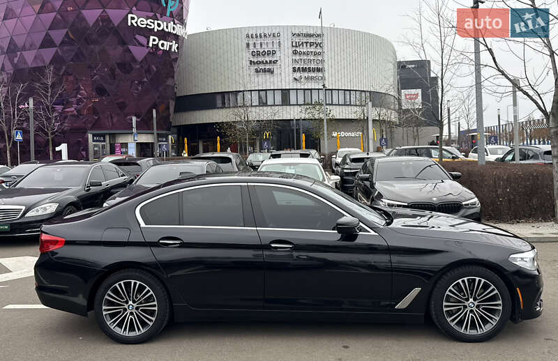 Седан BMW 5 Series 2017 в Киеве