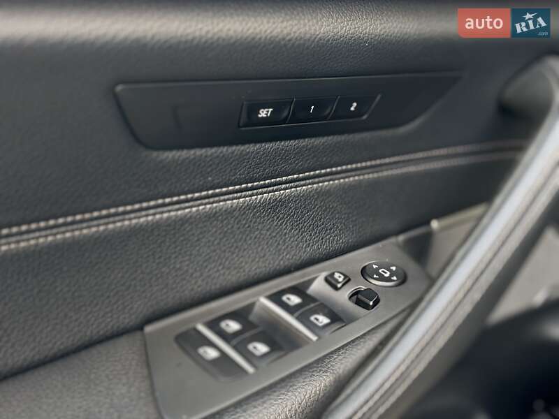 Седан BMW 5 Series 2021 в Мукачево