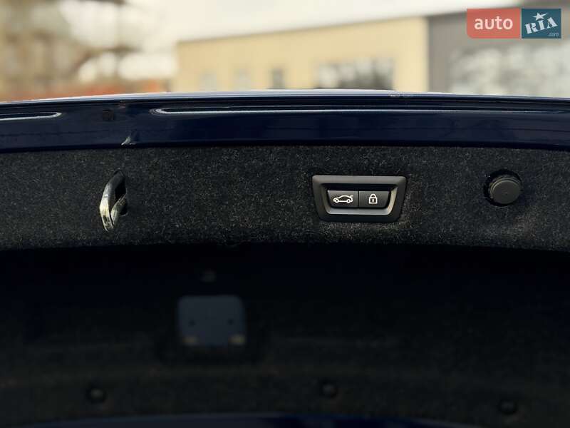 Седан BMW 5 Series 2021 в Мукачево