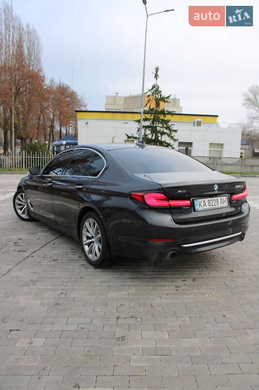 Седан BMW 5 Series 2016 в Черкасах фото 17 Седан BMW 5 Series 2016 в Черкасах