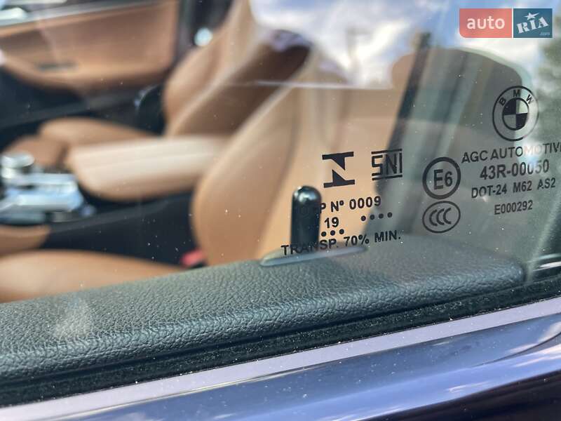 Седан BMW 5 Series 2019 в Черновцах