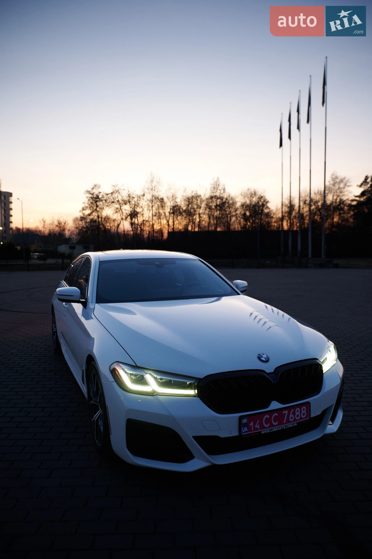 2020 BMW 5er - мініатюра 22