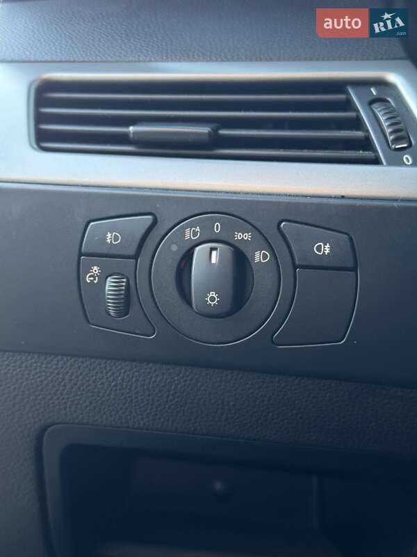 Седан BMW 5 Series 2004 в Косові фото 42 Седан BMW 5 Series 2004 в Косові