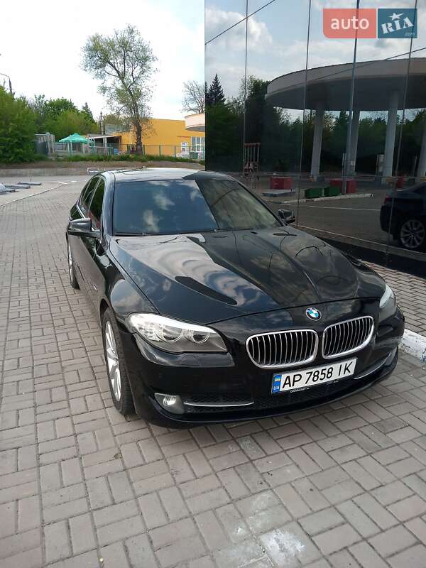 Седан BMW 5 Series 2012 в Запоріжжі