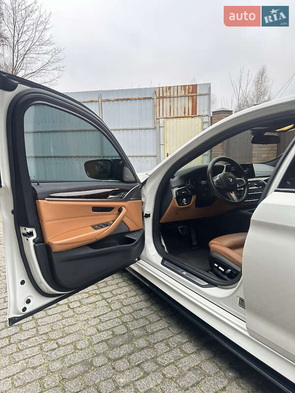 Седан BMW 5 Series 2017 в Броварах