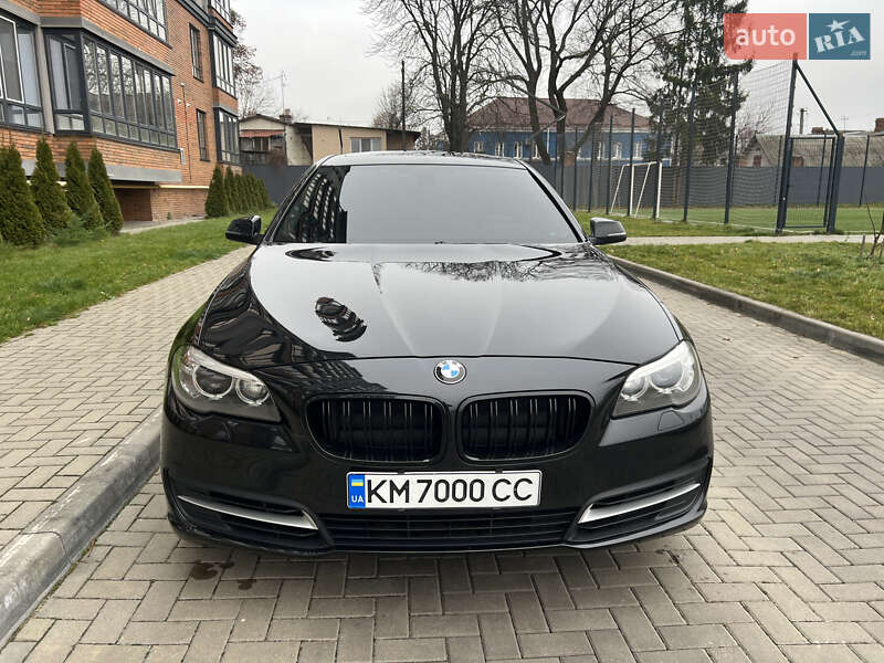 Седан BMW 5 Series 2013 в Гайсине