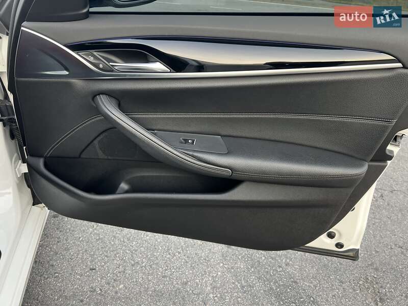 Седан BMW 5 Series 2018 в Полтаве