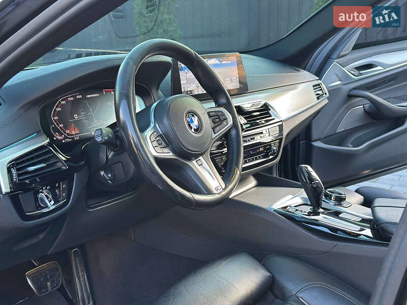 Седан BMW 5 Series 2017 в Днепре