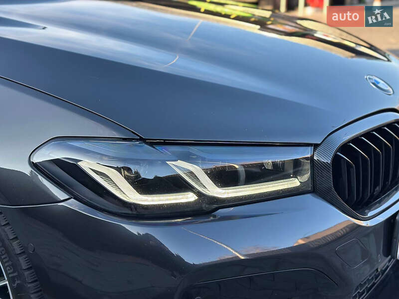 Седан BMW 5 Series 2017 в Днепре