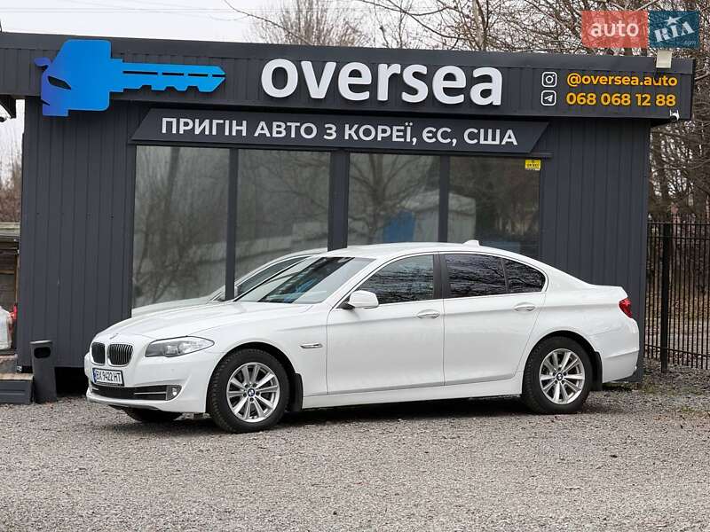 BMW 5 Series 2012 BMW 5 Series 2012