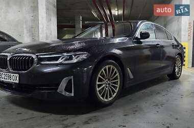 Седан BMW 5 Series 2021 в Львове