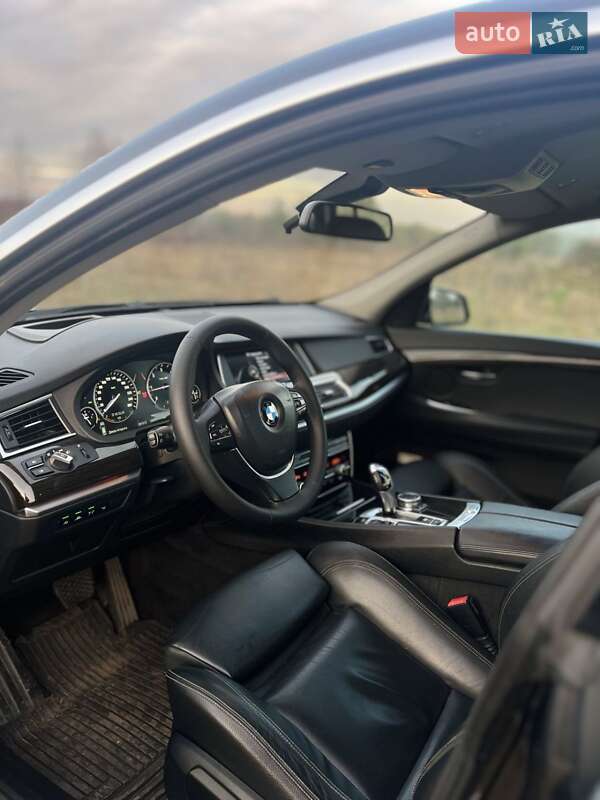 Седан BMW 5 Series 2015 в Шептицькому