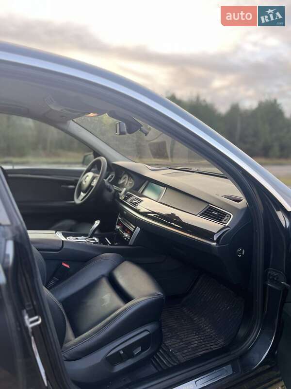 Седан BMW 5 Series 2015 в Шептицькому