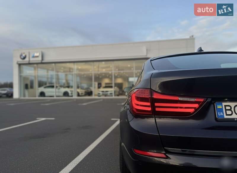 Седан BMW 5 Series 2015 в Шептицькому