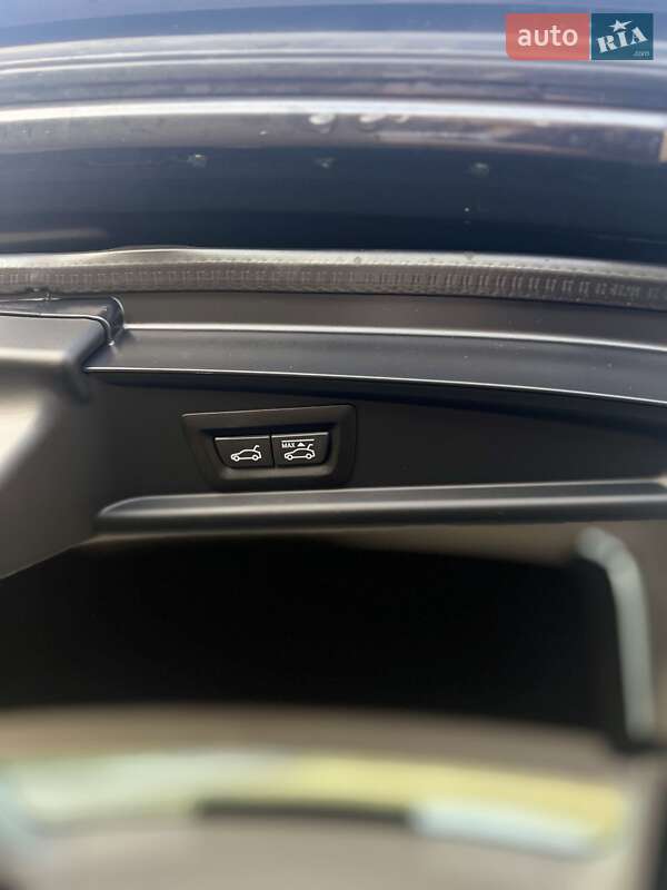 Седан BMW 5 Series 2015 в Шептицькому