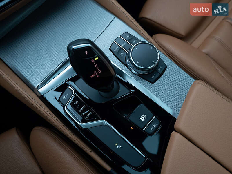 Седан BMW 5 Series 2017 в Одессе