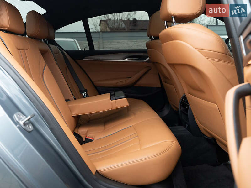 Седан BMW 5 Series 2017 в Одессе