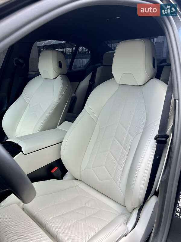 Седан BMW 5 Series 2023 в Киеве фото 7 Седан BMW 5 Series 2023 в Киеве