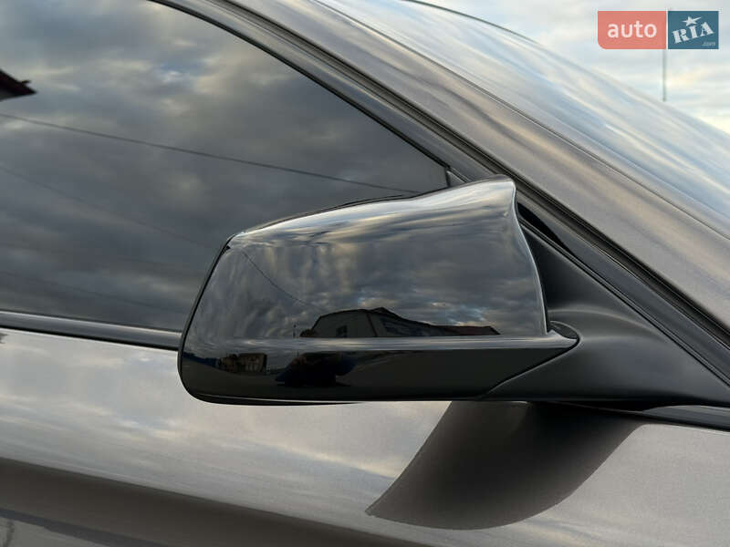 Седан BMW 5 Series 2012 в Тернополе