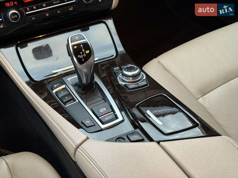 Седан BMW 5 Series 2012 в Тернополе