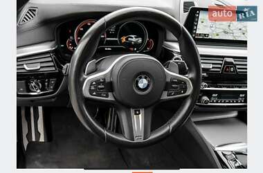 Седан BMW 5 Series 2018 в Львові