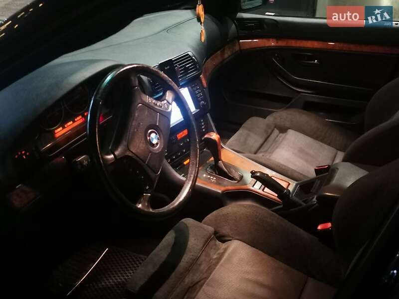 Седан BMW 5 Series 2002 в Львові фото 6 Седан BMW 5 Series 2002 в Львові