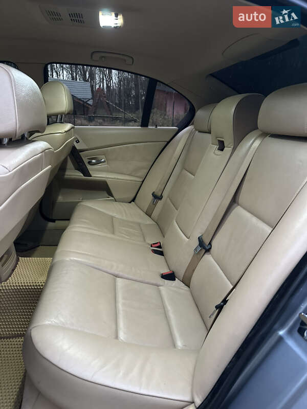 Седан BMW 5 Series 2003 в Хмельницком