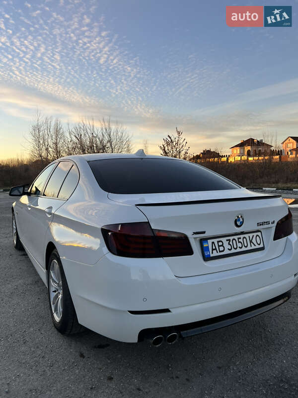 Седан BMW 5 Series 2013 в Бердичеві