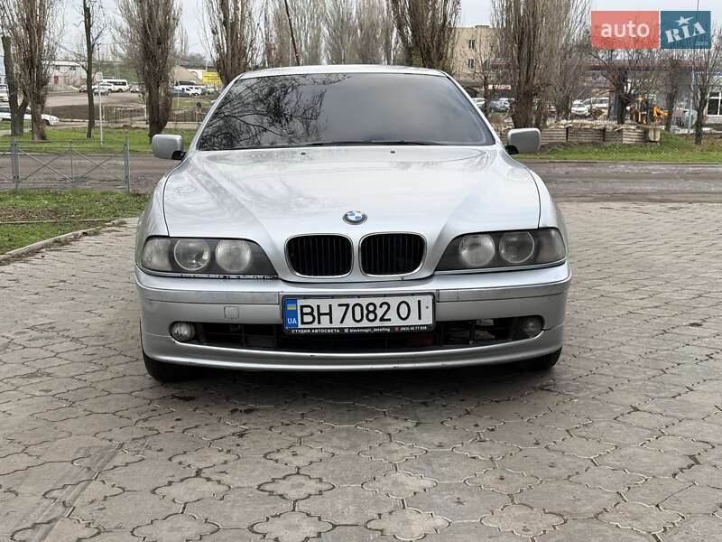 Универсал BMW 5 Series 2001 в Николаеве фото 2 Универсал BMW 5 Series 2001 в Николаеве