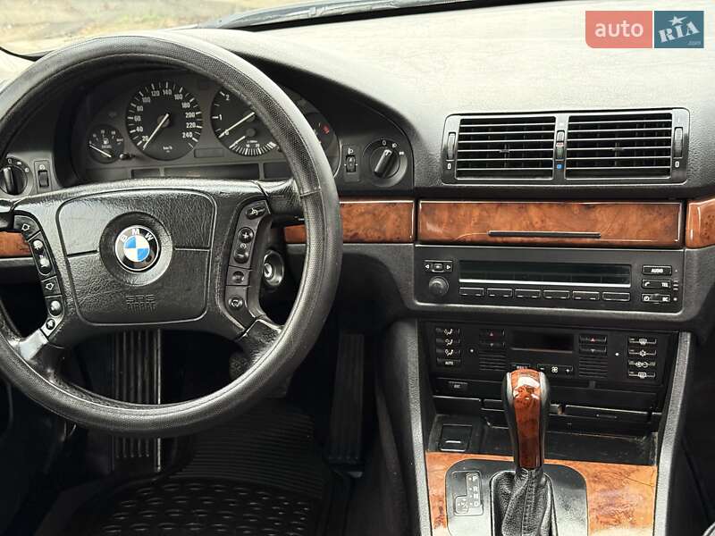 Универсал BMW 5 Series 2001 в Николаеве фото 15 Универсал BMW 5 Series 2001 в Николаеве