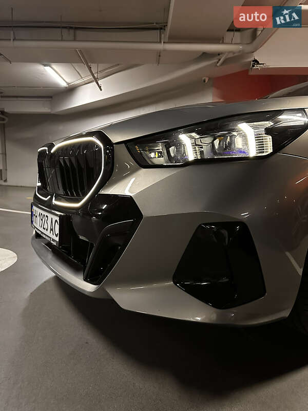 Седан BMW 5 Series 2024 в Киеве