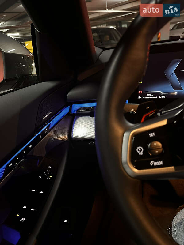 Седан BMW 5 Series 2024 в Киеве