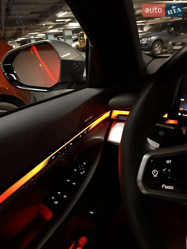 Седан BMW 5 Series 2024 в Киеве