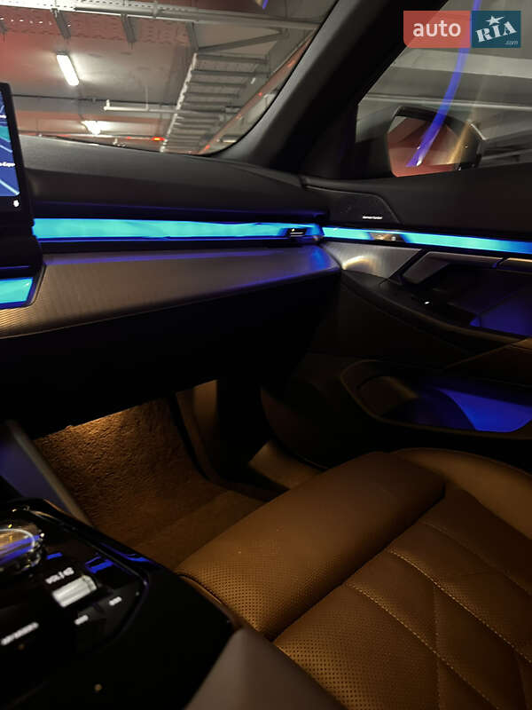 Седан BMW 5 Series 2024 в Киеве