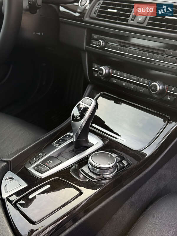 Седан BMW 5 Series 2015 в Бердичеве