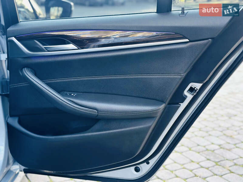 Седан BMW 5 Series 2018 в Львові фото 33 Седан BMW 5 Series 2018 в Львові